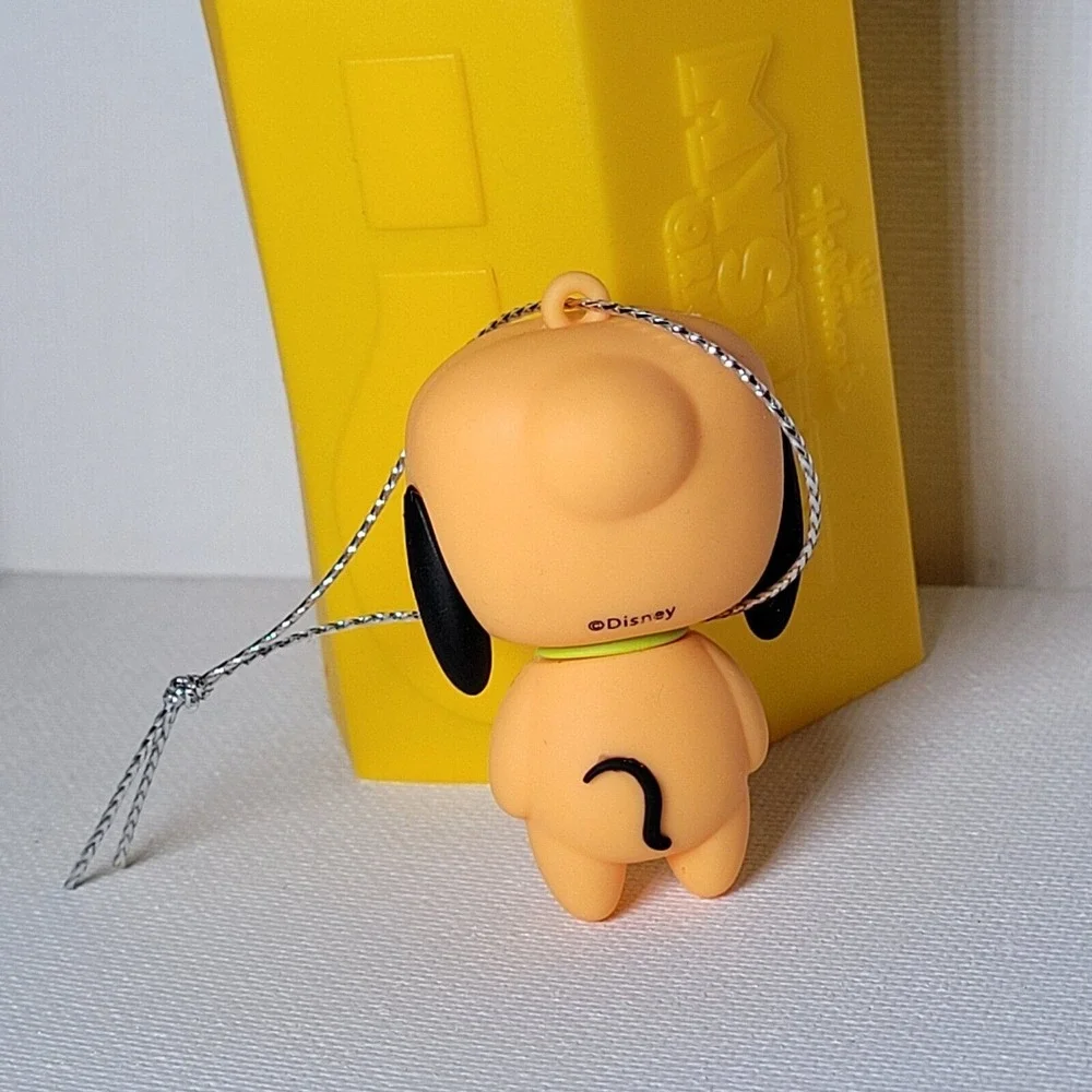 Hallmark this ornament